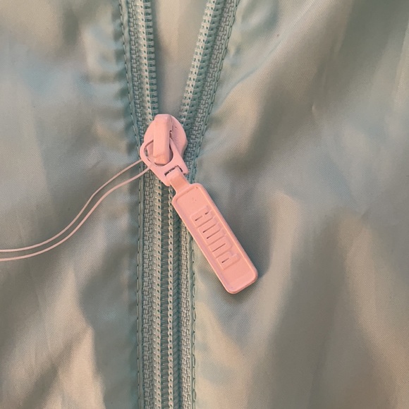 Puma WindBreaker - Picture 5 of 8